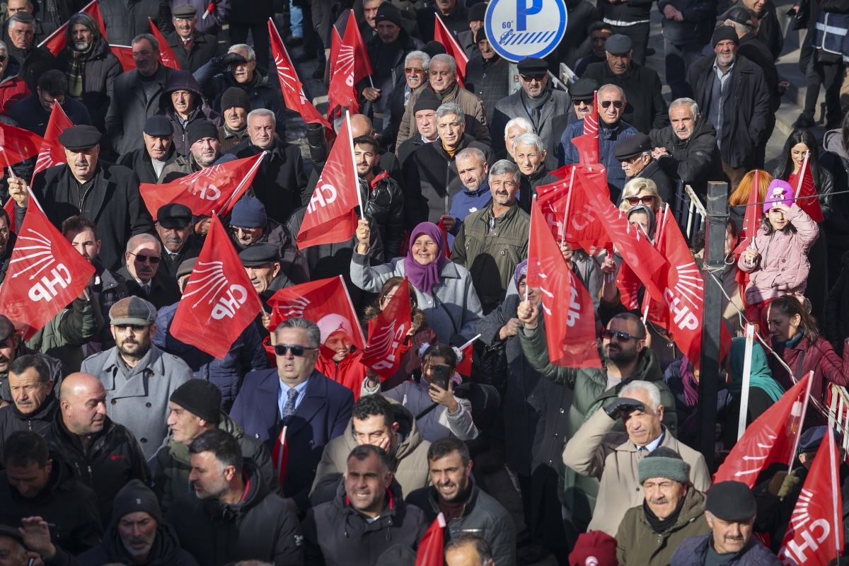 CHP Genel Başkanı Özgür Özel Kars İl Başkanlığının açılışını gerçekleştirdi 12