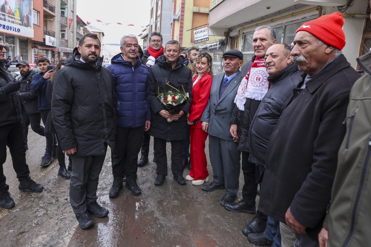 	CHP Genel Başkanı Özgür Özel, Sarıkamış harekatının 110.yıldönümü nedeniyle düzenlenen Sarıkamış Şehitleri Anma Yürüyüşü ve Anma Törenine katıldı 19