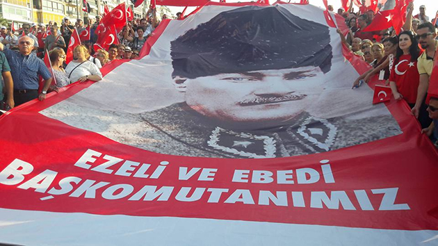 EMIN OZGUN ICIN CENAZE TORENI 4
