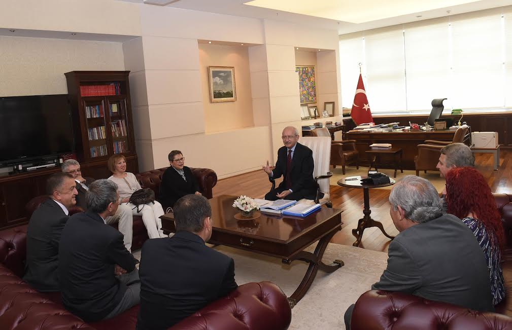 Kılıçdaroğlu Dil Derneği Yöneticilerini Ziyaret Etti 2