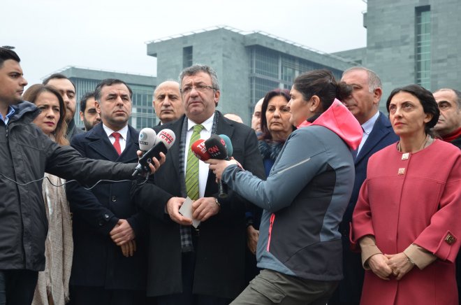 ENİS BERBEROĞLU'nun duruşmasından FOTOĞRAFLAR 6