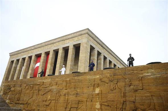 Gençler Anıtkabir'de, Ata'nın huzurunda... 1