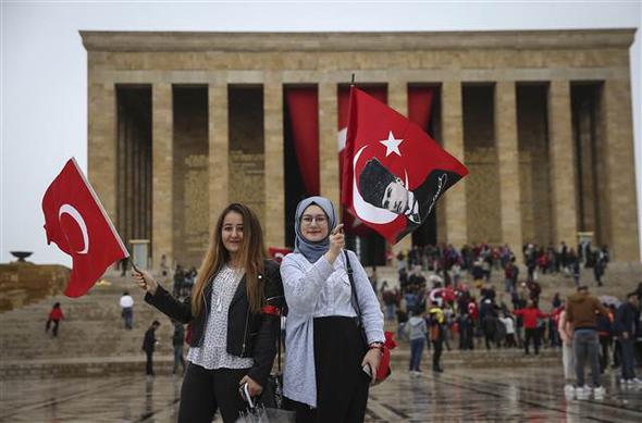 Gençler Anıtkabir'de, Ata'nın huzurunda... 30