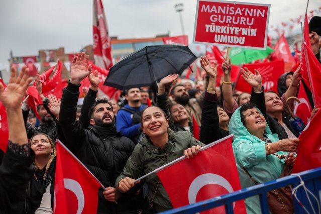 Cumhuriyet Halk Partisi Genel Başkanı Özgür Özel, Manisa'da 7