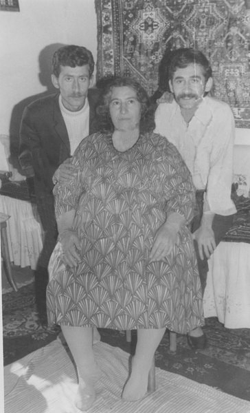 Fotoğraftaki çok ünlü siyasetçiyi tanıdınız mı? 1