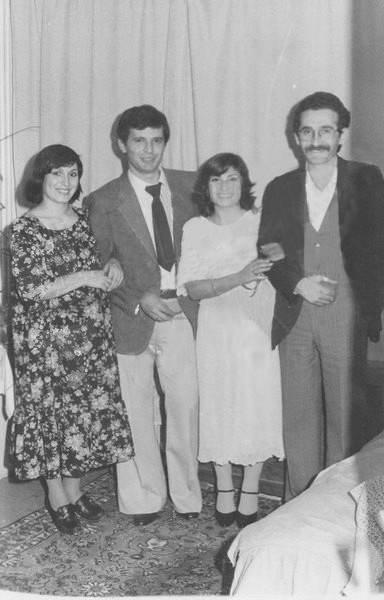Fotoğraftaki çok ünlü siyasetçiyi tanıdınız mı? 14