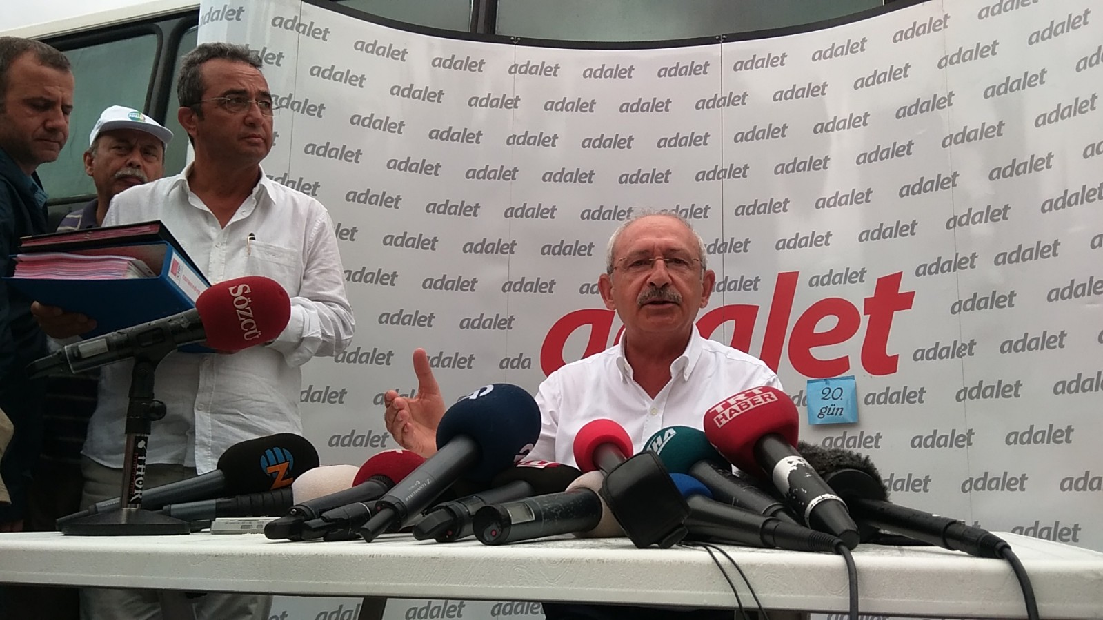 Gazete Kritik Gözünden Adalet Yürüyüşü 15