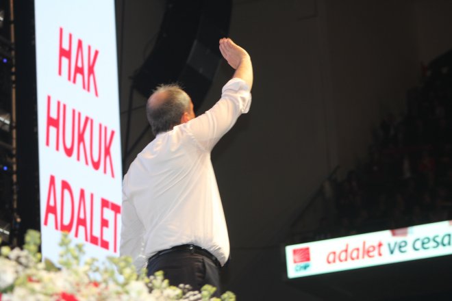 CHP KURULTAYINDAN KARELER 33