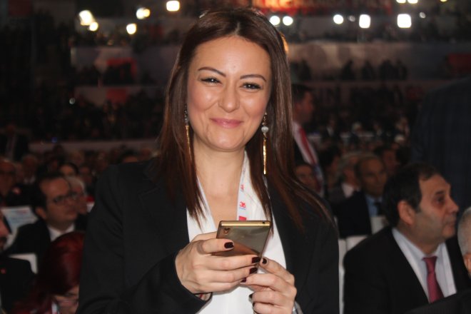CHP KURULTAYINDAN KARELER 361