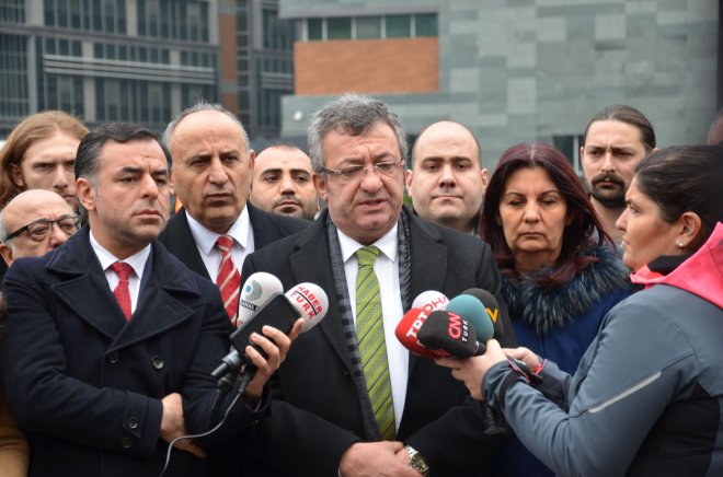 ENİS BERBEROĞLU'nun duruşmasından FOTOĞRAFLAR 12
