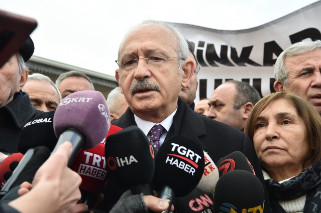 CHP GENEL BAŞKANI KEMAL KILIÇDAROĞLU, RAHŞAN ECEVİT'İ SON YOLCULUĞUNA UĞURLADI 4