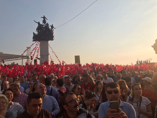 İnce İzmir'de!.. 71