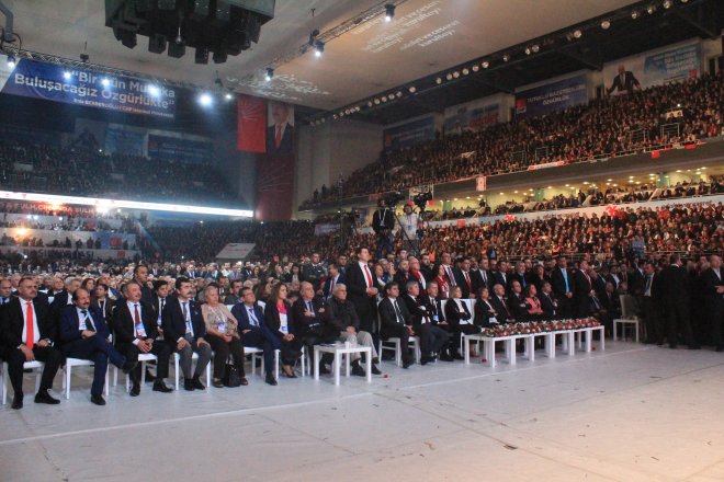 CHP KURULTAYINDAN KARELER 226