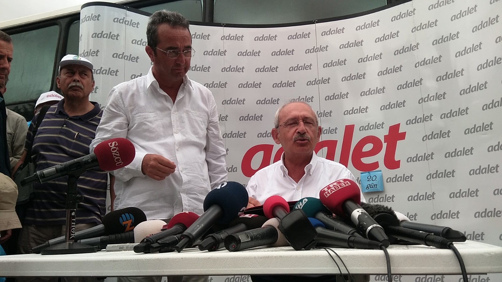 Gazete Kritik Gözünden Adalet Yürüyüşü 13