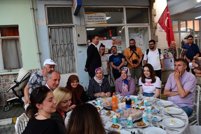 CHP'nin Cumhurbaşkanı Adayı Muharrem İnce, iftar yemeğinde 14