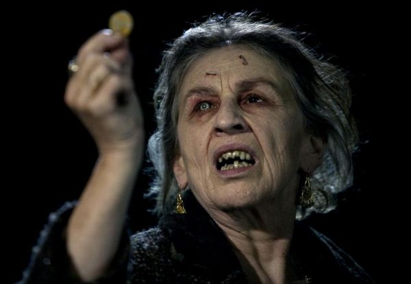 Filmlerdeki üstü kapalı mesajlar 34