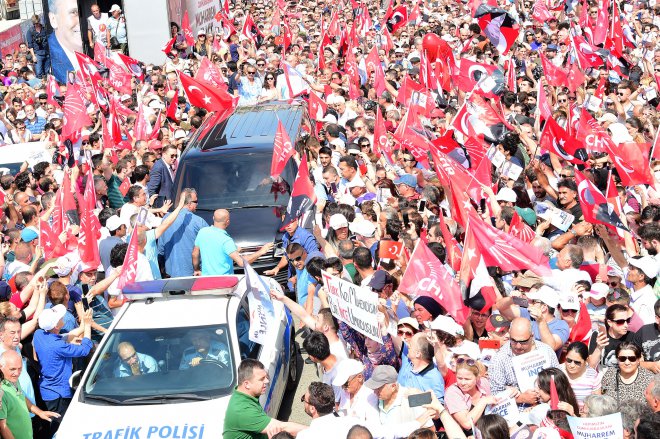 Muharrem İnce Üsküdar'da 3