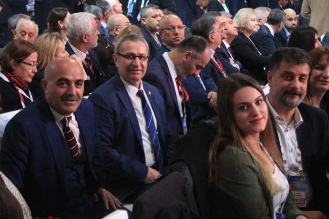 CHP KURULTAYINDAN KARELER 362