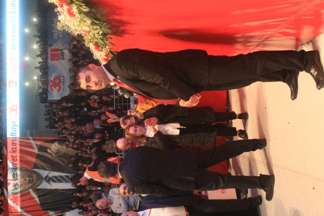 CHP KURULTAYINDAN KARELER 216