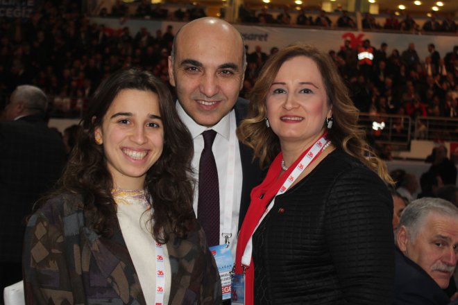 CHP KURULTAYINDAN KARELER 334