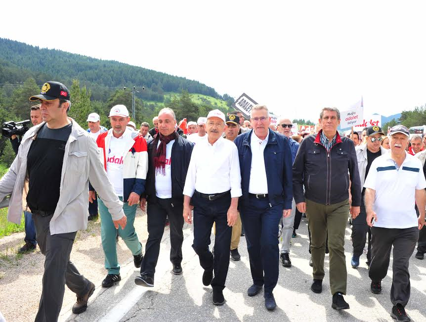 Balçova'dan Adalet Yürüyüşü'ne destek  5