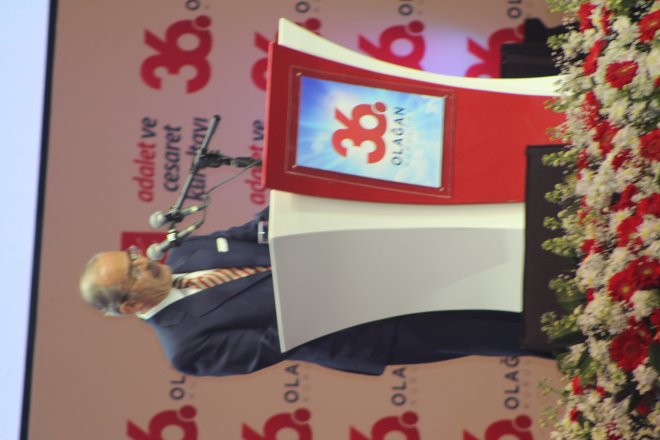 CHP KURULTAYINDAN KARELER 405