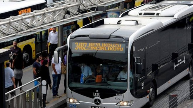 Metrobüste oturmanın tek yolu 7