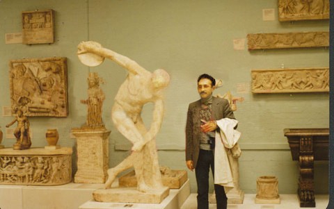 Fotoğraftaki çok ünlü siyasetçiyi tanıdınız mı? 18