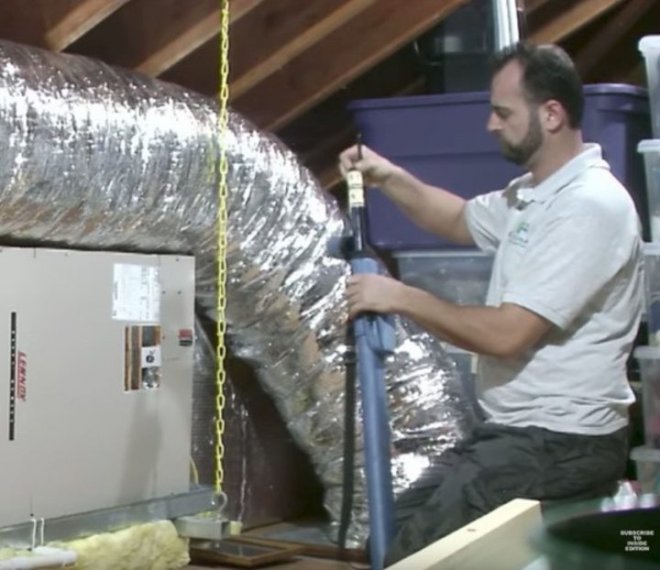 Evine tamirci çağırdı gizli kamera görüntülerini izleyince ağzı açık kaldı 4