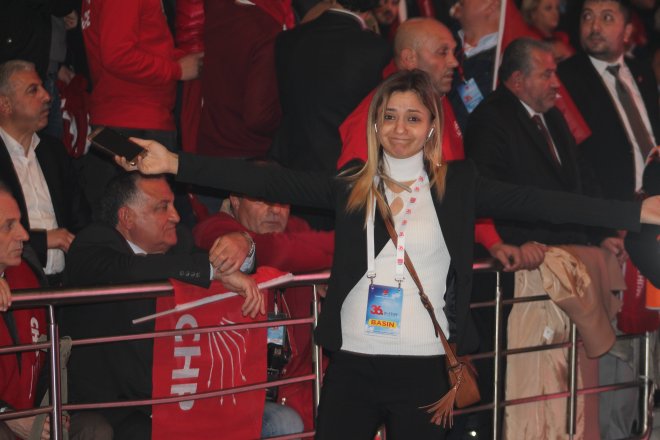 CHP KURULTAYINDAN KARELER 410