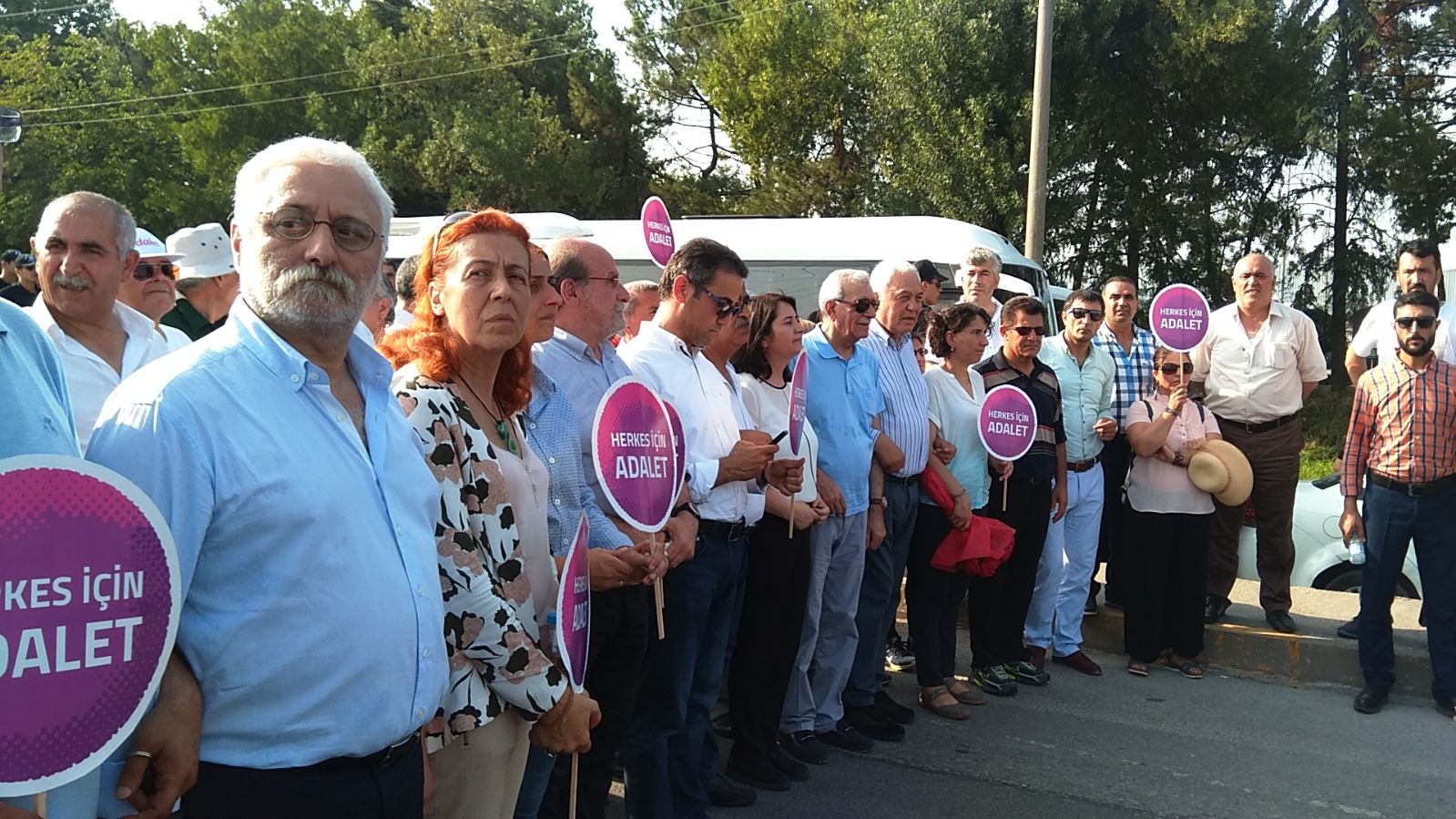 Gazete Kritik Gözünden Adalet Yürüyüşü 24