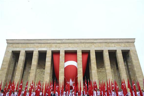 Gençler Anıtkabir'de, Ata'nın huzurunda... 9