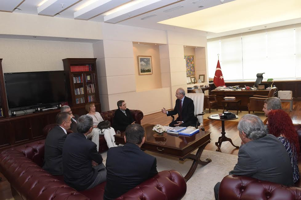 Kılıçdaroğlu Dil Derneği Yöneticilerini Ziyaret Etti 1