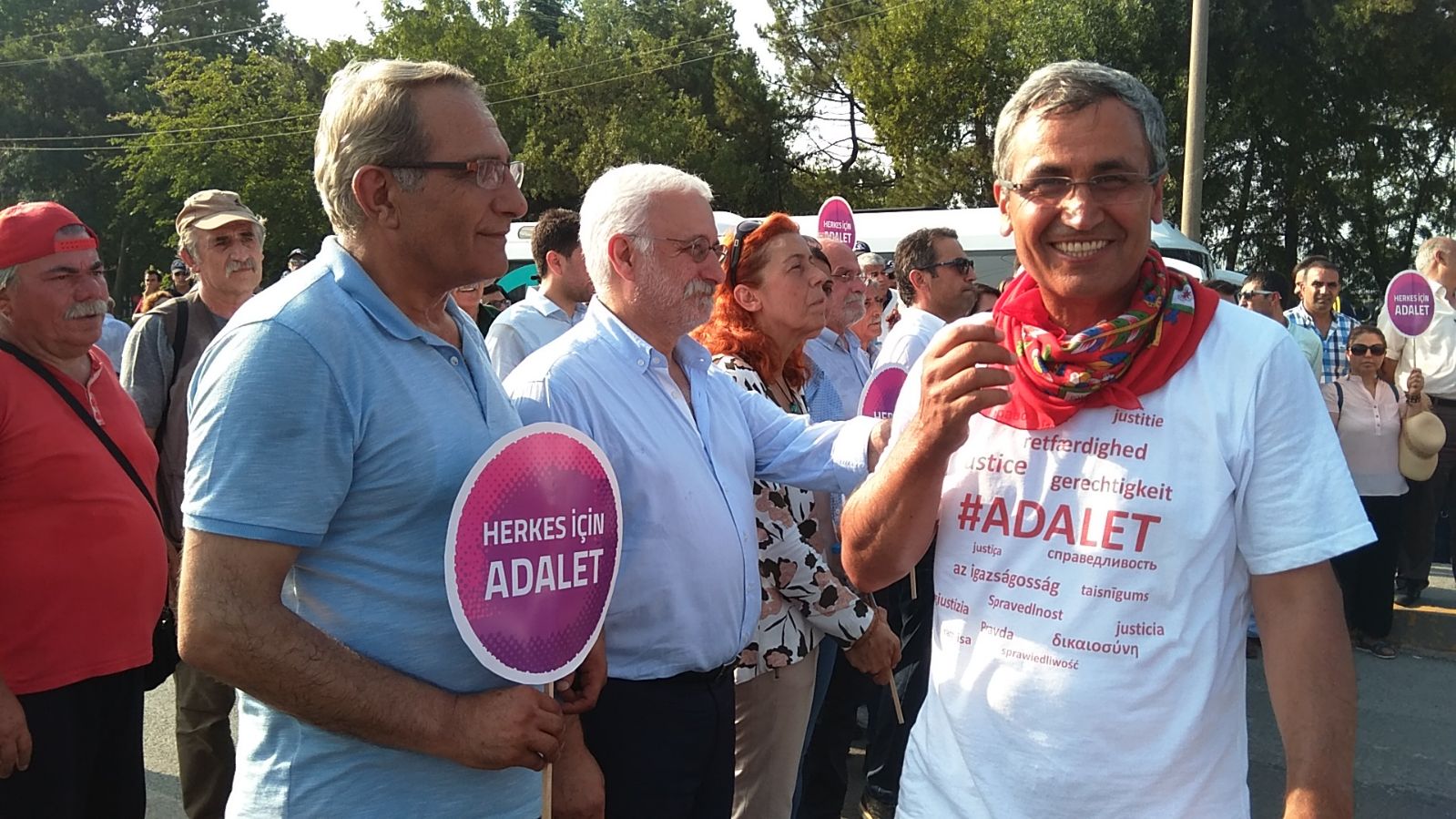 Gazete Kritik Gözünden Adalet Yürüyüşü 26