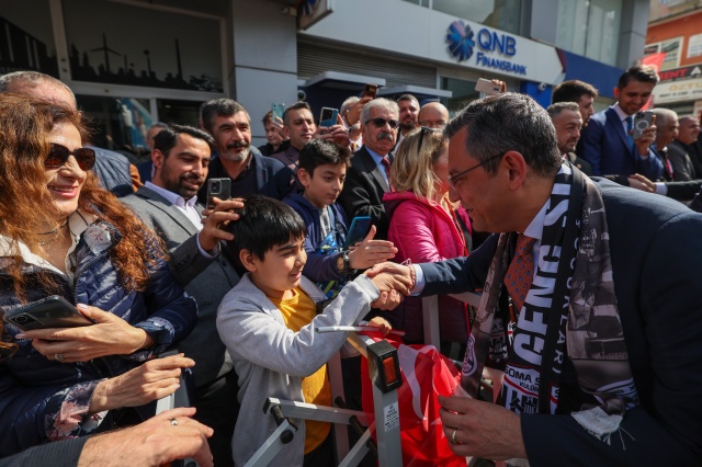Cumhuriyet Halk Partisi Genel Başkanı Özgür Özel, Manisa'da 4