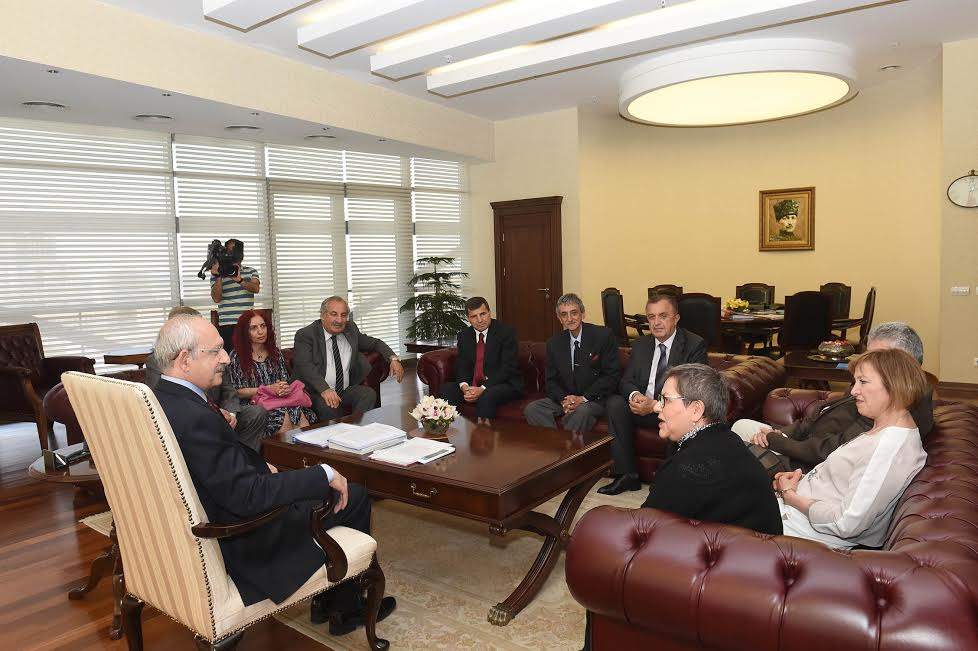 Kılıçdaroğlu Dil Derneği Yöneticilerini Ziyaret Etti 4