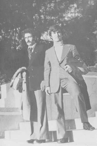 Fotoğraftaki çok ünlü siyasetçiyi tanıdınız mı? 17