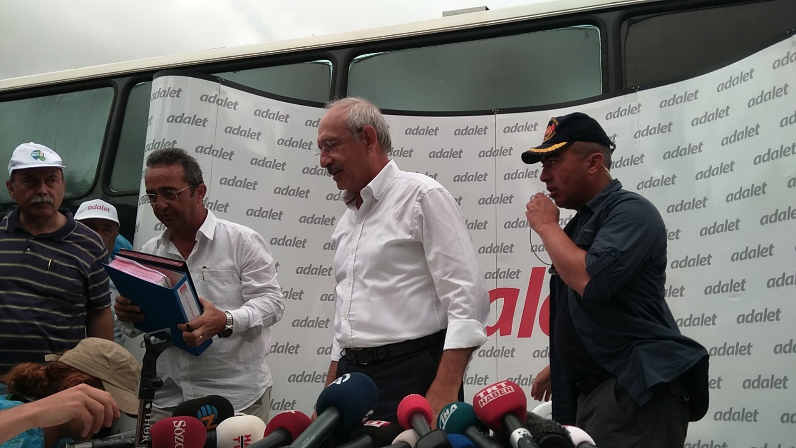 Gazete Kritik Gözünden Adalet Yürüyüşü 16