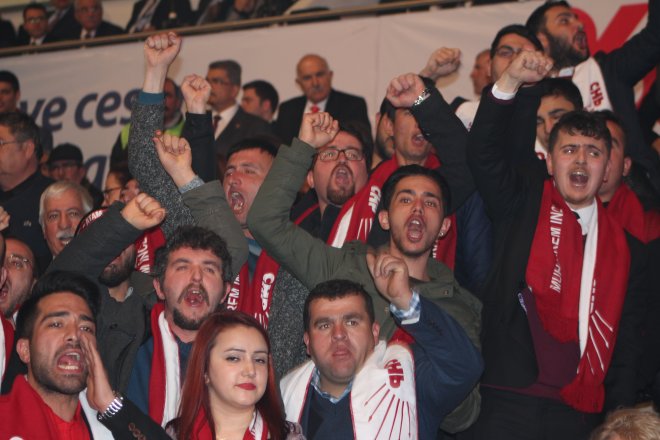 CHP KURULTAYINDAN KARELER 406