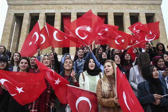 Gençler Anıtkabir'de, Ata'nın huzurunda... 12