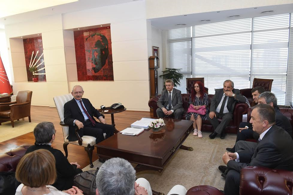 Kılıçdaroğlu Dil Derneği Yöneticilerini Ziyaret Etti 3