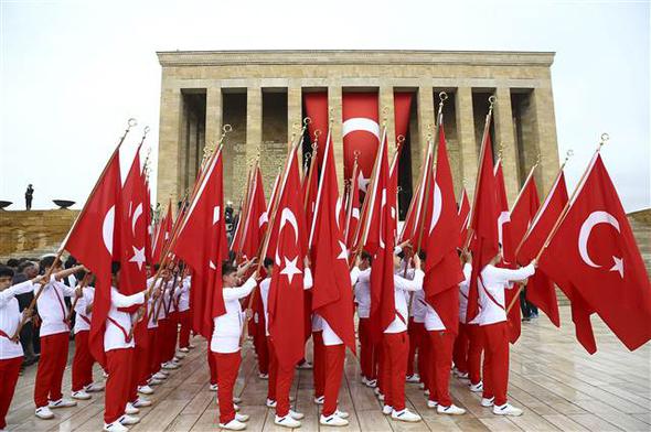 Gençler Anıtkabir'de, Ata'nın huzurunda... 25