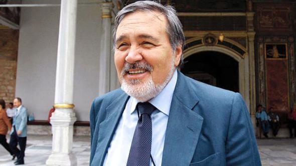 İşte en çok kazanan Türk yazarlar 8