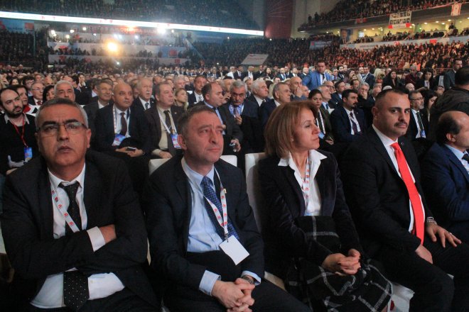 CHP KURULTAYINDAN KARELER 222