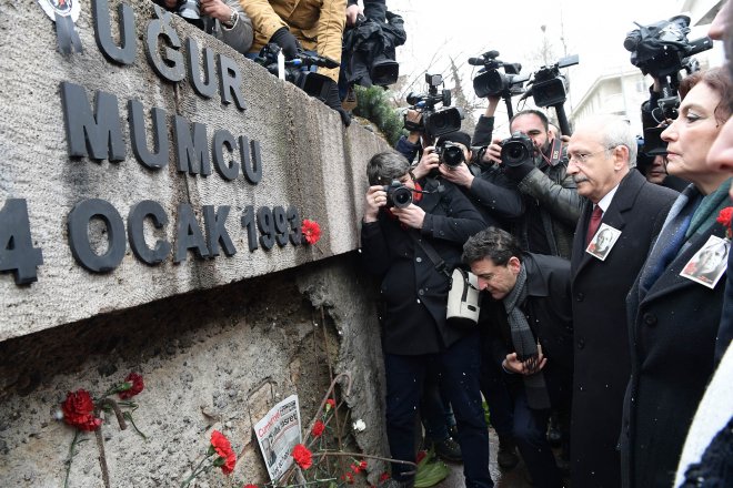 UGUR MUMCU'YU ANMA TORENİ 2