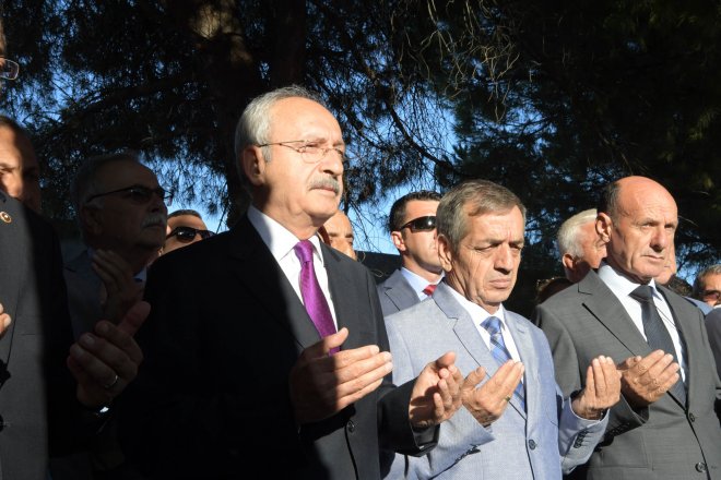 Kılıçdaroğlu Çanakkale Şehitlerini Ziyaret Etti 7
