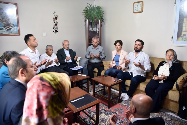 KILIÇDAROĞLU'NDAN AYKIRI AİLESİNE ZİYARET 5
