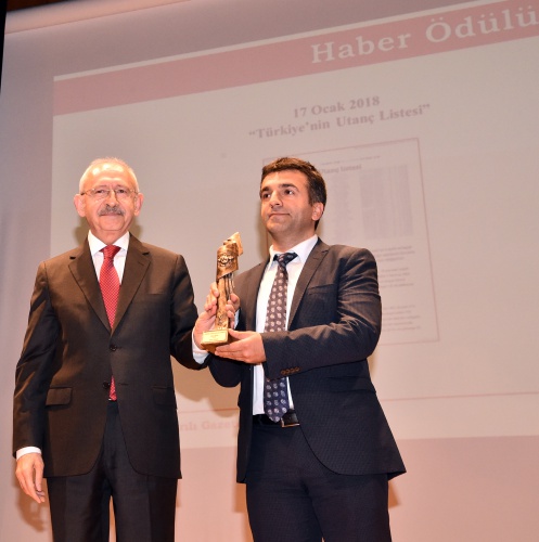 Kılıçdaroğlu ÇGD Ödül Törenine Katıldı 17