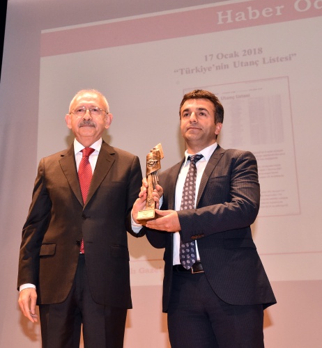 Kılıçdaroğlu ÇGD Ödül Törenine Katıldı 7