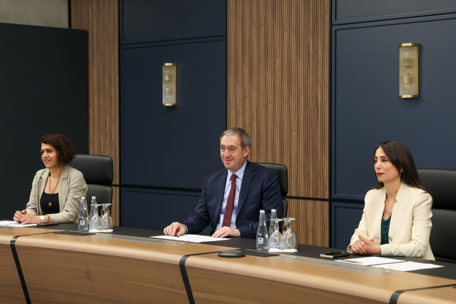 CHP GENEL BAŞKANI ÖZGÜR ÖZEL, DEM PARTİ EŞ GENEL BAŞKANLARI İLE GÖRÜŞTÜ 4